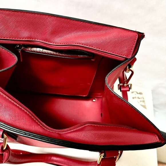 Bold Red Crossbody Bag Satchel Handbag Pocketbook Square Messenger Academia EUC - Picture 7 of 9